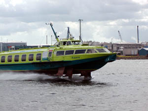 Tragflügelboot